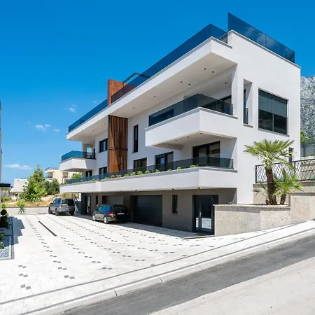 Villa Luxury Helena With Heated Pool *