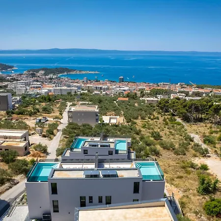 Villa Luxury Helena With Heated Pool Makarska