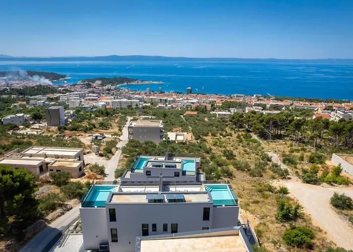 Villa Luxury Helena With Heated Pool Makarska